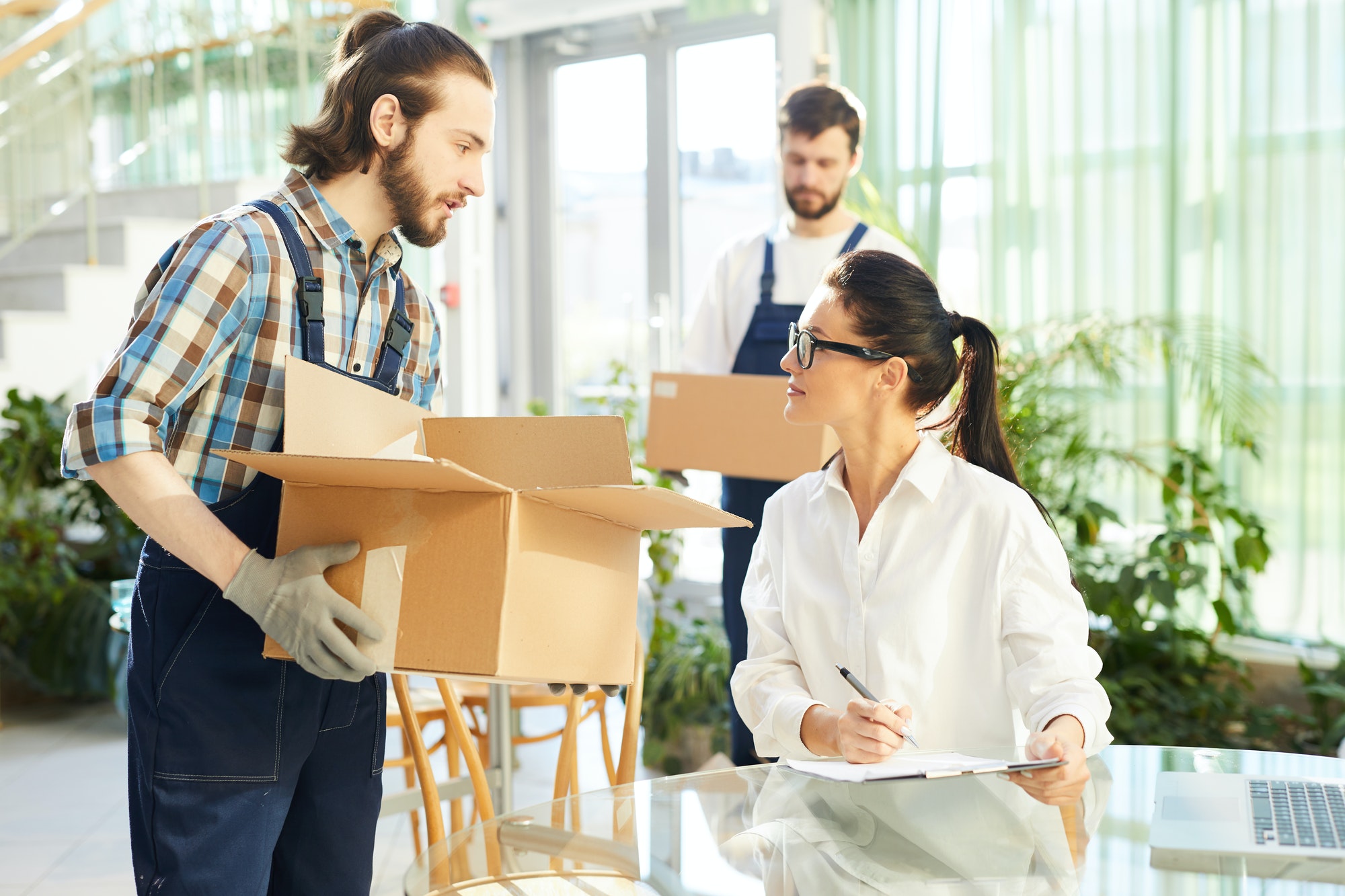 home movers and packers in dubai